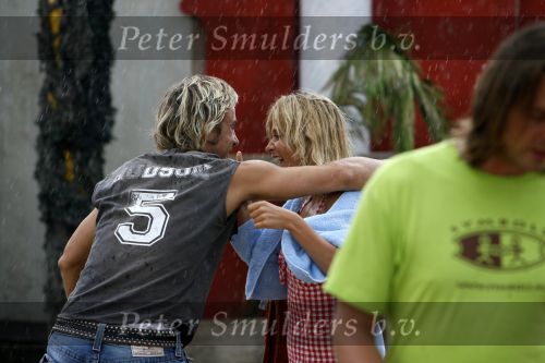 Bloemendaag 22 juli 2006
Optreden Hudson 5 met als zanger Chris Zegers bij Woodstock.
  Wendy v Dijk en Chris