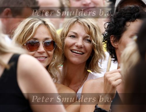 Bloemendaag 22 juli 2006
Optreden Hudson 5 met als zanger Chris Zegers bij Woodstock.
  Wendy v Dijk
