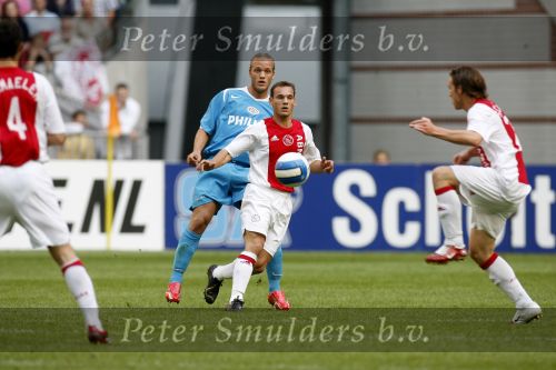 Amsterdam 13 augustus 2006
Ajax-PSV 3-1 om de johan Cruijff schaal in de arena.
Wesley Sneijder en Mika Vayrynen
Peter Smulders bv