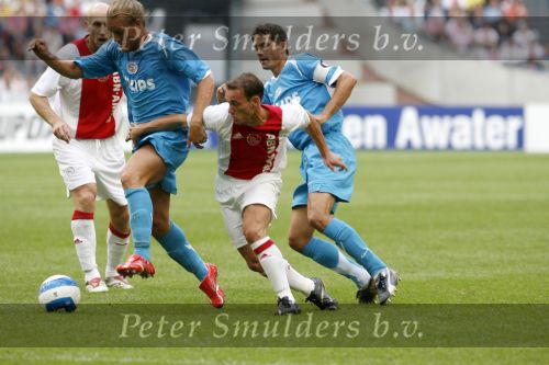 Amsterdam 13 augustus 2006
Ajax-PSV 3-1 om de johan Cruijff schaal in de arena.
Philip Cocu Wesley Sneijder en Mika Vayrynen
Peter Smulders bv