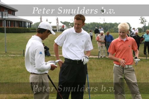 Halfweg, 4 Augustus 2006
Eerste ronde NK Strokeplay Heren op golfbaan 
Alister Monro, Willem Vork ( oranje shirt ) en David v d dungen ( met pet )