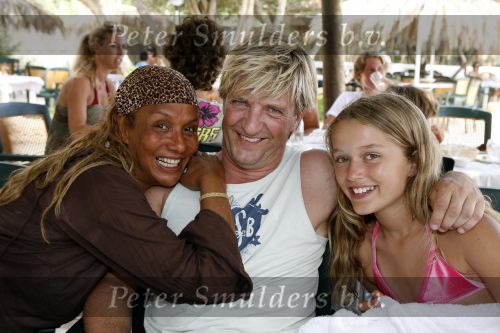 Ibiza 27 juli 2006
 Wim Kieft met dochter en patty Brard  op Ibiza.