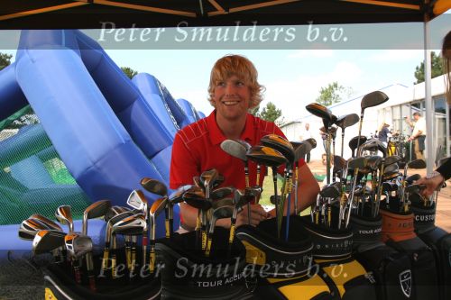 Zandvoort, 13 augustus 2006
KLM Dutch Golf Open 2006 Kennemer golfclub
Wouter de Vries bij de NIKE-stand