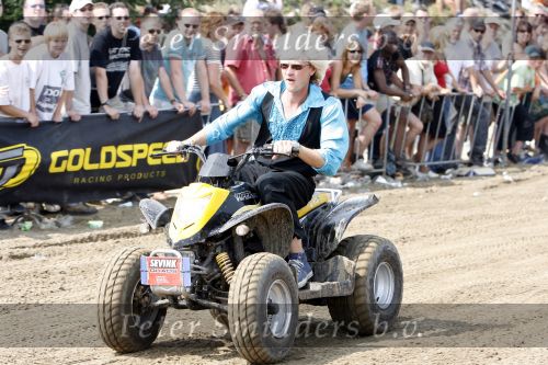 Lichtenvoorde 23 juli 2006
De zwarte cross met diverse BN ers.
Wouter v d Goes
Peter Smulders bv