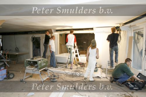 Eemnes 22 augustus 2006
Het huis van het talpa programma de gouden kooi wordt verbouwd.
Peter Smulders bv
