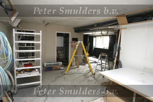 Eemnes 22 augustus 2006
Het huis van het talpa programma de gouden kooi wordt verbouwd.
Peter Smulders bv