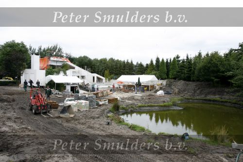 Eemnes 22 augustus 2006
Het huis van het talpa programma de gouden kooi wordt verbouwd.
Peter Smulders bv