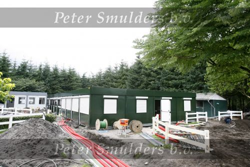 Eemnes 22 augustus 2006
Het huis van het talpa programma de gouden kooi wordt verbouwd.
Peter Smulders bv