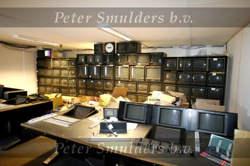 Eemnes 22 augustus 2006
Het huis van het talpa programma de gouden kooi wordt verbouwd.
Peter Smulders bv