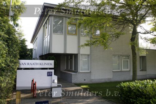 Leusden 8 juni 2006
Sjoukje Smit voor borstvergroting bij kliniek v Raath in Leusden.
Peter Smulders bv