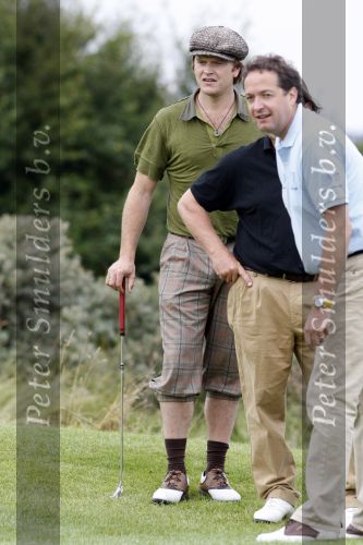 Zandvoort 18 augustus 2007
Beau v Erven Dorens met korte broek en pet golfend  tijdens Charity challenge tijdens KLM open.