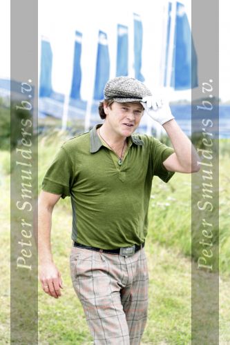 Zandvoort 18 augustus 2007
Beau v Erven Dorens met korte broek en pet golfend  tijdens Charity challenge tijdens KLM open.