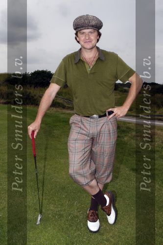 Zandvoort 18 augustus 2007
Beau v Erven Dorens met korte broek en pet golfend  tijdens Charity challenge tijdens KLM open.