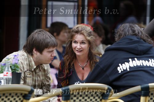 Amsterdam 16 augustus 2007
Belinda Meuldijk Joshi en Thierry Duval op de pc hooftstraat.