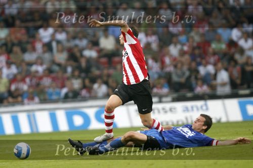 Eindhoven, 25 Augustus 2007 Eerste thuiswedstrijd Seizoen 2007/2008 PSV-NEC, eindstand 5-0
Danko Lazovic goed voor zijn eerste 2 doelpunten in dienst van PSV was moeilijk te stoppen of alleen via overtredingen
Peter Wisgerhof
