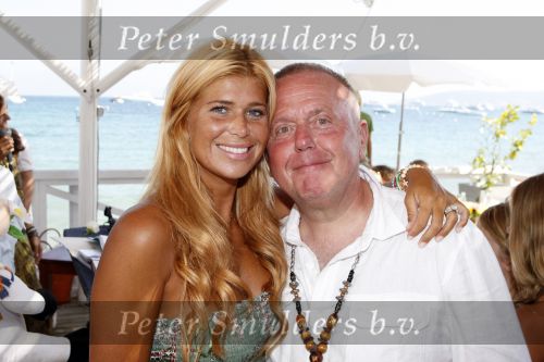 St Tropez 3 augustus 2007
Jan des Bouvrie viert zijn 65 e verjaardag bij Tropezina . Estelle Gullit met Harrie Mens
Peter Smulders bv