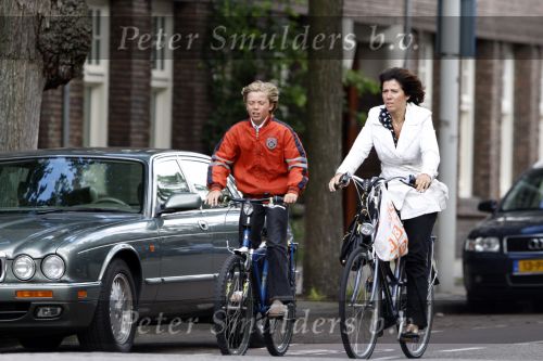 Amsterdam 30 juli 2007
Tom Egbers met zijn vrouw Janke Dekker en zoon in Amsterdam.