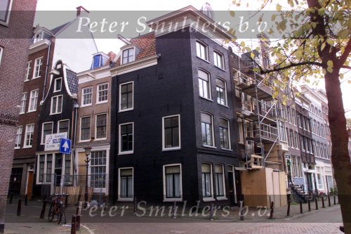 Amsterdam 16 November 2001
4 panden van Jos Brink en Frank Sanders