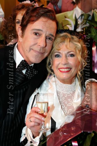 Eindhoven 21 november 2004
Premiere Hello Dolly in schouwburg Eindhoven.
 Jos Brink enWilleke Alberti