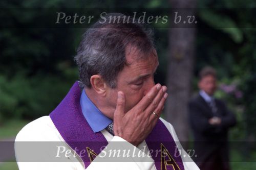 28 mei 1999
Jos Brink als geestelijke