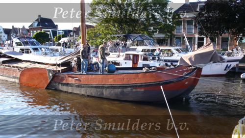 Lemmer, 31 Juli 2007
Lemmer Week Kermis, doortocht van de skutsje zeilboten en andere boten door het centrum voor 2 wedstrijddagen, Haven, Sluis