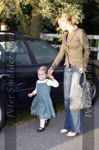 8 augustus 2007
Nienke Romer met dochter