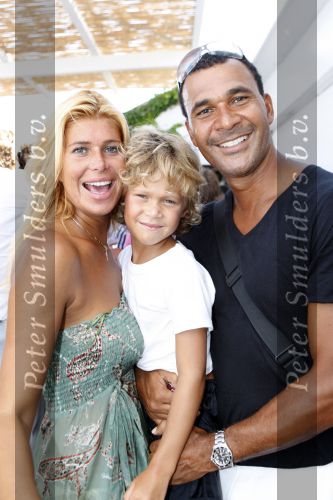 St Tropez 3 augustus 2007
Ruud Gullit Estelle Gullit en hun zoontje Maxim op vakantie in St Tropez.
Peter Smulders bv