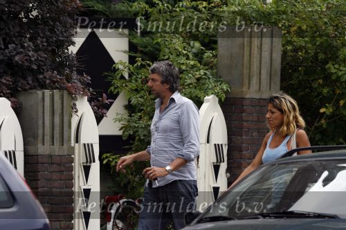 Amsterdam 6 augustus 2007
Ruud de Wild met zijn vriendin Aafke bij hun nieuwe huis.