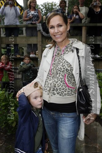 Wassenaar 11 juli 2007
Premiere Sitah in duinrell. Tanja Jess zwanger met zoon Billy