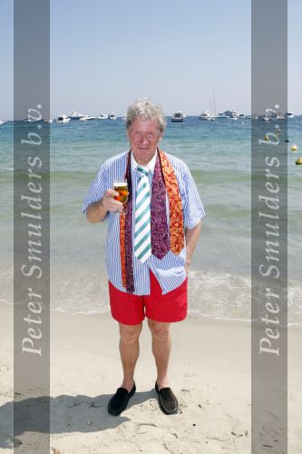 St Tropez 4 augustus 2007
Vrijgezellendag van Willibrord Frequin bij Tahiti Beach.
Peter Smulders bv
