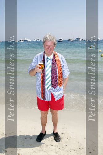 St Tropez 4 augustus 2007
Vrijgezellendag van Willibrord Frequin bij Tahiti Beach.
Peter Smulders bv