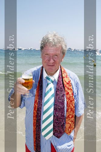 St Tropez 4 augustus 2007
Vrijgezellendag van Willibrord Frequin bij Tahiti Beach.
Peter Smulders bv