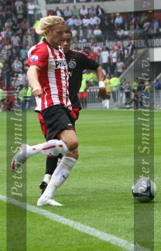 Eindhoven, 16 Augustus 2009
Kompetitiewedstrijd PSV-AJAX, eindstand 4-3
Ola Toivonen
Foto Junior Smulders