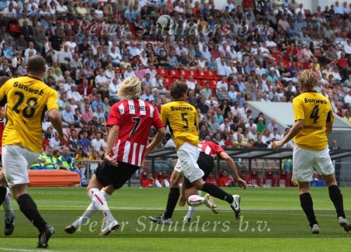 Eindhoven, 23 Augustus 2009 Kompetitiewedstrijd PSV-NAC, eindstand 3-1 Seizoen 2009/2010
Ola Toivonen
Foto Junior Smulders