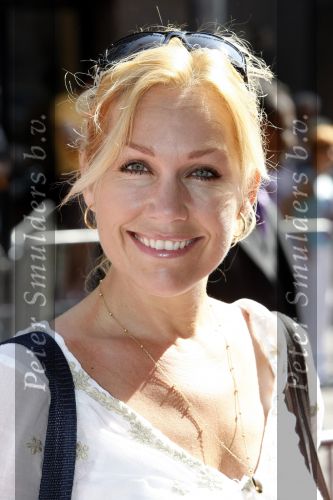 Amsterdam 4 juli 2009
Premiere van Mega Mindy in Tuschinski. Tanja Jess met zoon
Peter Smulders bv