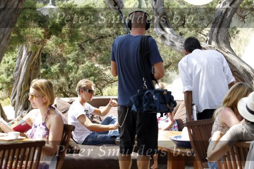 Ibiza 13 en 14 juli 2010
Armin v Buuren arriveert met een prive vliegtuig om op ibiza te gaan draaien en om een commercial voor Seat op te nemen bij Blue Marlin.
Peter Smulders bv