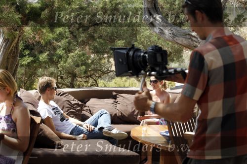 Ibiza 13 en 14 juli 2010
Armin v Buuren arriveert met een prive vliegtuig om op ibiza te gaan draaien en om een commercial voor Seat op te nemen bij Blue Marlin.
Peter Smulders bv