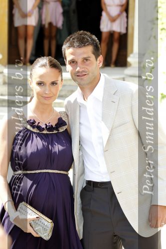 Sienna 17 juli 2010
Yolanthe Cabau v Kasbergen en Wesley Sneijder trouwen in Italie. Christian Chivu met vrouw
Peter Smulders bv