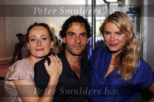 Amsterdam 8 juli 2010
Presentatie nieuwe seizoen SBS6 Veronica en Net 5 in de Heineken Music Hall. acteurs Co assistent oa Hanna Verboom
Peter Smulders bv