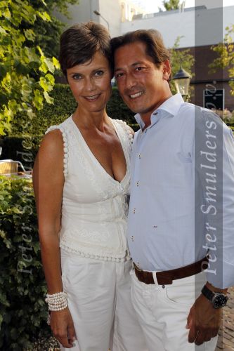 Amsterdam 9 juli 2010
Verjaardagsfeestje van Coco de Meyere . Coco met haar vriend Kim
Peter Smulders bv