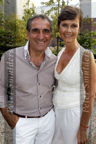 Amsterdam 9 juli 2010
Verjaardagsfeestje van Coco de Meyere . Coco met Aristakis
Peter Smulders bv