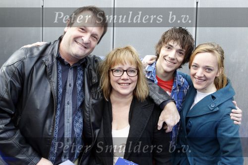 Amsterdam 19 juni 2010
Premiere Toy Story 3 in pathe arena. Dave Schram met vrouw Maria zoon Quinten en dochter
Peter Smulders bv