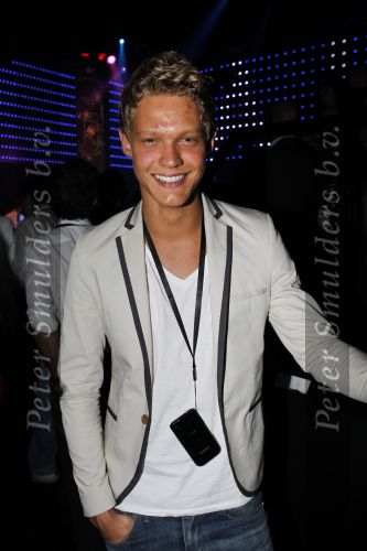Amsterdam 1 juli 2010
Presentatie nieuwe Samsung telefoon in Club air. Ferry Doedens met vriend
Peter Smulders bv