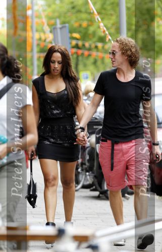 Amsterdam 8 juli 2010
Presentatie black label van manfield. Glennis Grace met een kennis
Peter Smulders bv