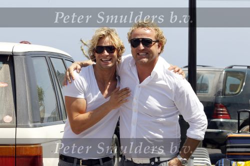 Ibiza 13 juli 2010
Gordon en Dirk Taat arriveren op ibiza voor het huwelijk van John en Charlotte Heitinga.
Peter Smulders bv