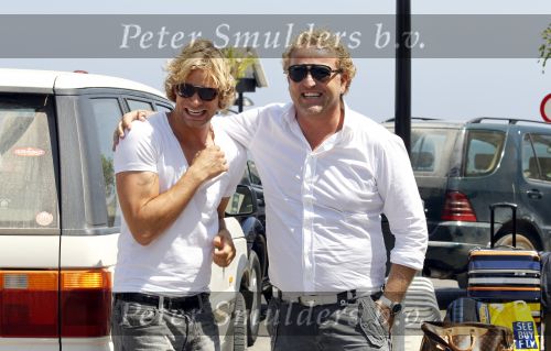 Ibiza 13 juli 2010
Gordon en Dirk Taat arriveren op ibiza voor het huwelijk van John en Charlotte Heitinga.
Peter Smulders bv