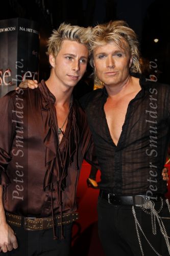 Amsterdam 29 juni 2010
Premiere Eclipse in Tuschinski. Hans Klok met vriend
Peter Smulders bv