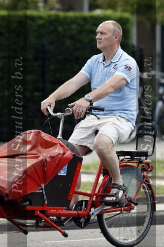 Amsterdam 26 juni 2010
Henk Poort met bakfiets.
Peter Smulders bv