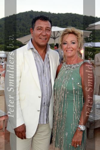 Ibiza 15 juli 2010
Trouwen Johhny en Charlotte Sophie Heitinga . Dochter Jezebel was er ook bij.  Henk ten Cate met zijn vrouw
Peter Smulders bv
