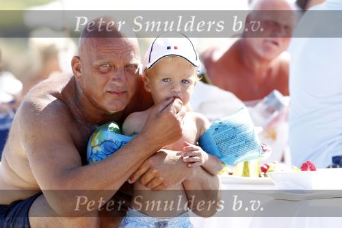 Ibiza 14 juli 2010
Herman den Blijker met zoon Mats op Ibiza.
Peter Smulders bv